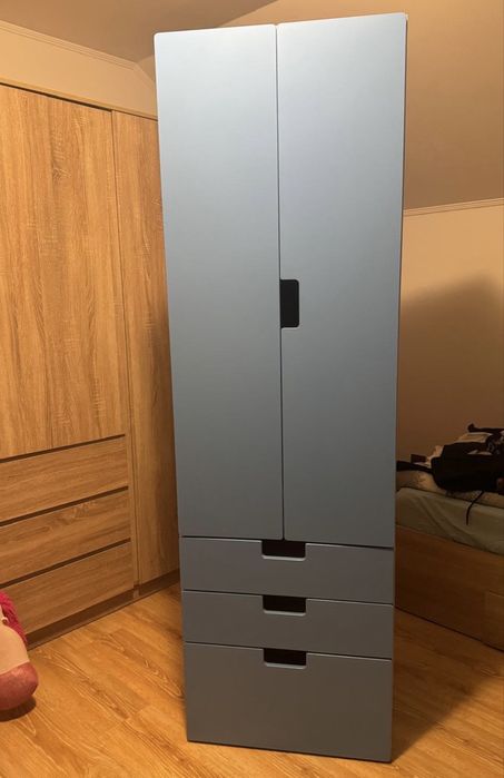 Dulap albastru Ikea