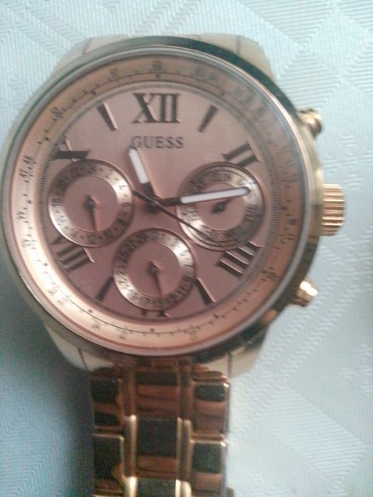 Ceas Guess de dama Quartz