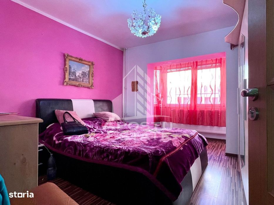 Apartament cu 3 camere,2 bai,semidecomadat,centrala proprie, Girocului