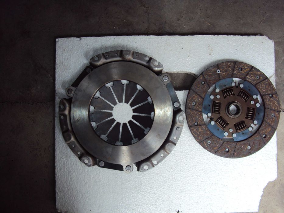 Съединител комплект за Тойота Корола или Аурис 2002-2008 г