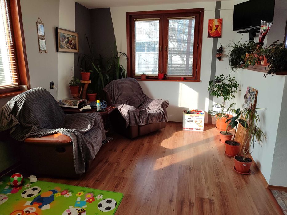 Продава се Къща в Добрич, ЖП Гара - 191 кв.м за 2095 €/кв.м - Снимка #13