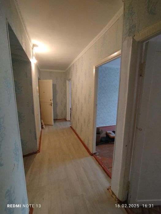 продам квартиру .