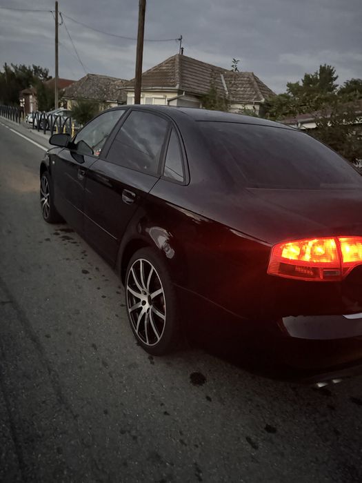 Vând Audi a4 2.0