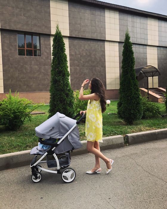 Продам коляску Corella 3в1