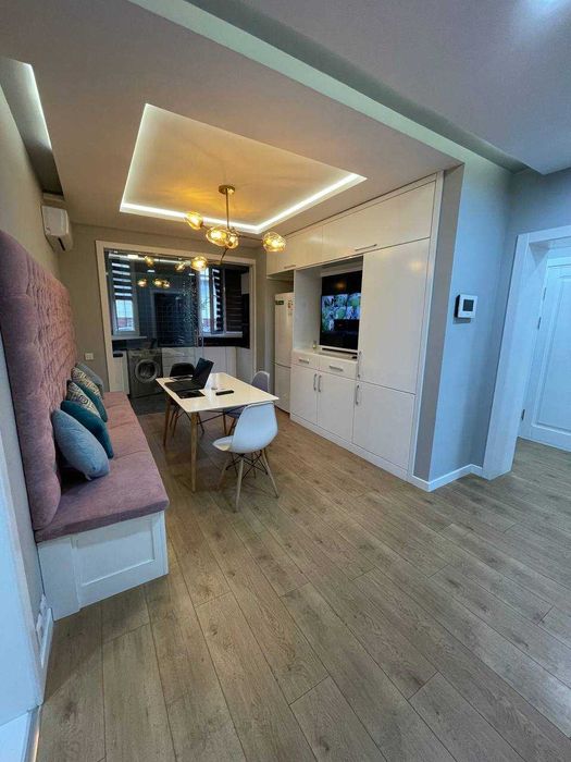 Аренда офиса со своим двором и авто парковкой, 100 кв.м,