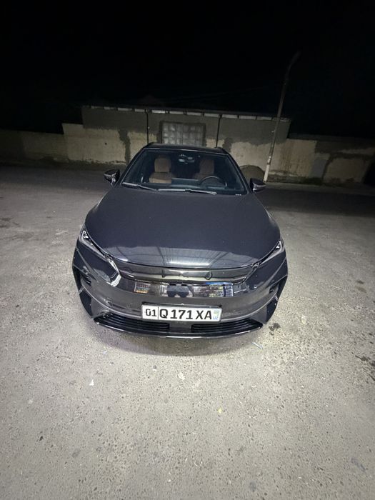 Byd tang 625 qora