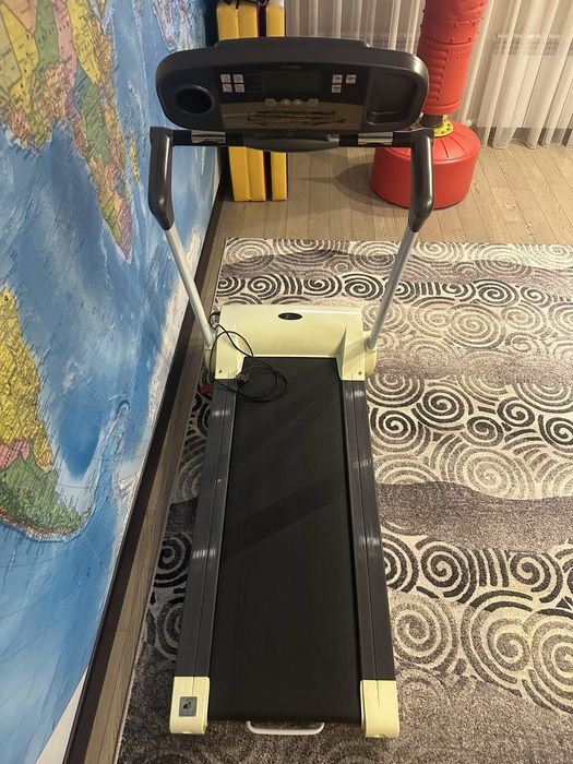 Продам беговую дорожку б/у