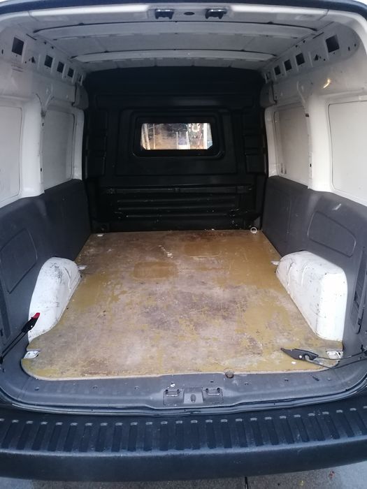 Пикапи под наем баничарка под наем лекотоварен бус под наем 55 лв