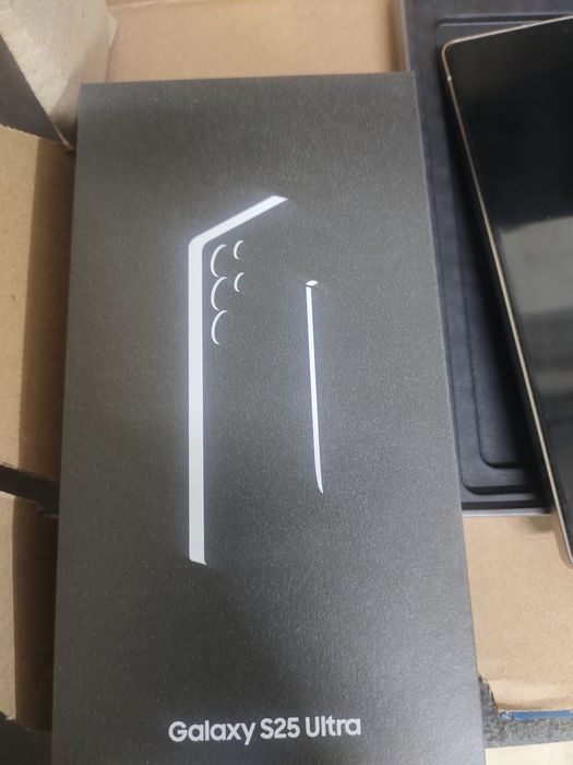 Самсунг с 25 ультра