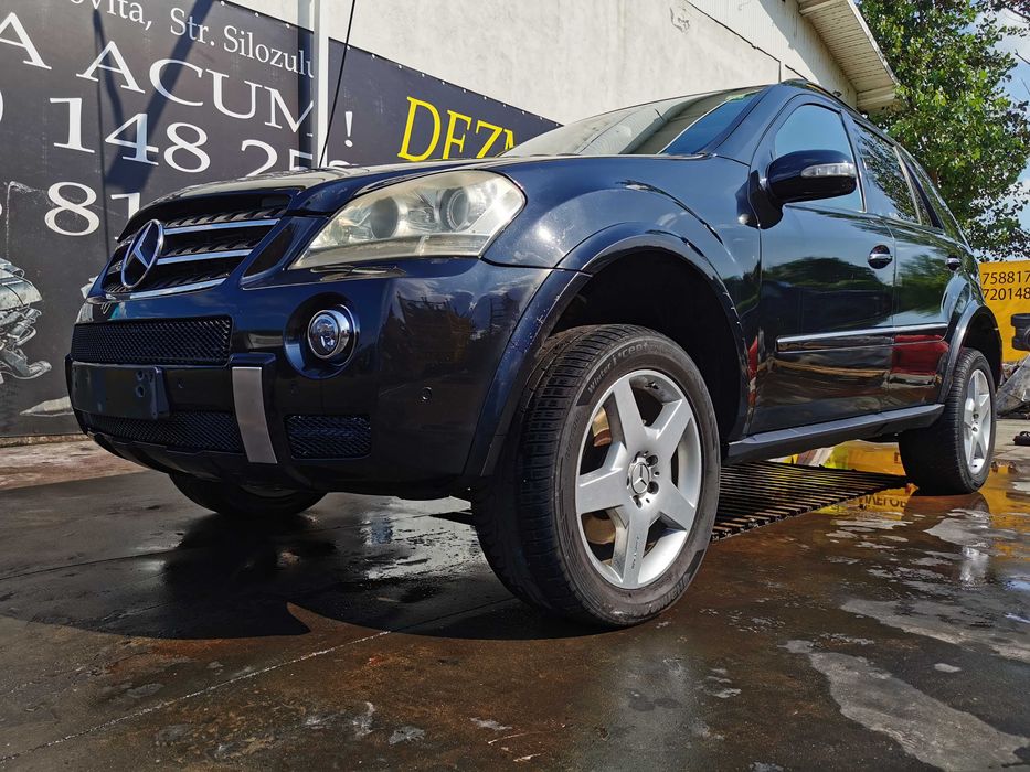 Dezmembrez mercedes ml w164 AMG/ml 420 cdi/bara fata ml amg/far xenon