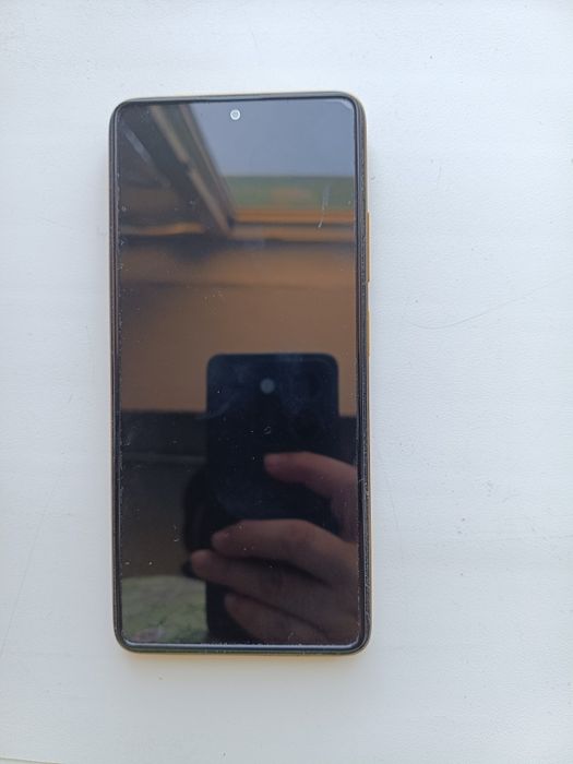 Poco x4.     pro