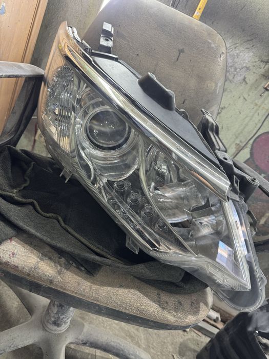 Фары таета 55 европеец  оригинал