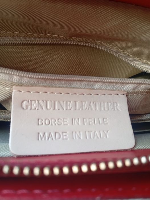 Poșeta elegantă de damă