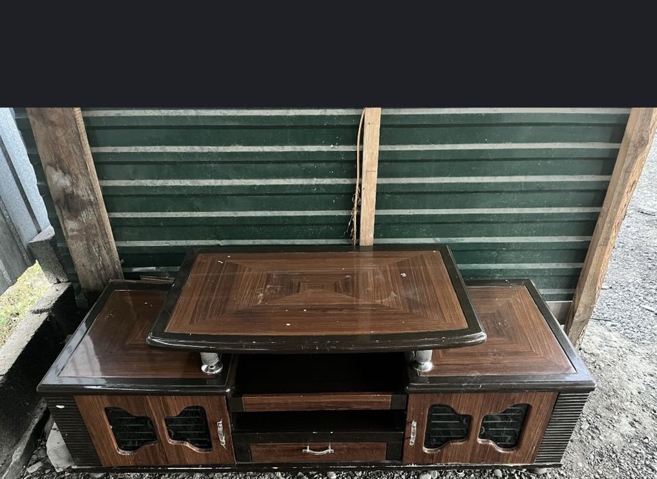 Продам тумбу для телевизора/подставку