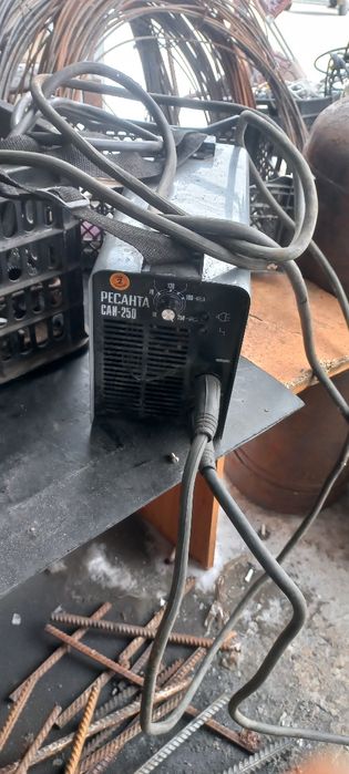 Сварочный аппарат Ресанта 250А