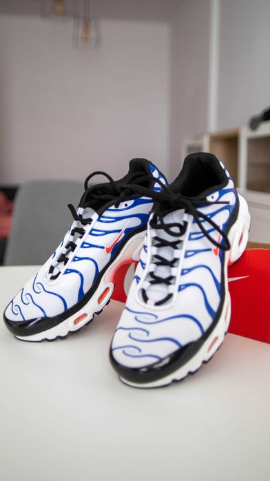 Adidasi Nike Air Max Plus GS Bright Crimson NOI Marimea 39 Tuned Air