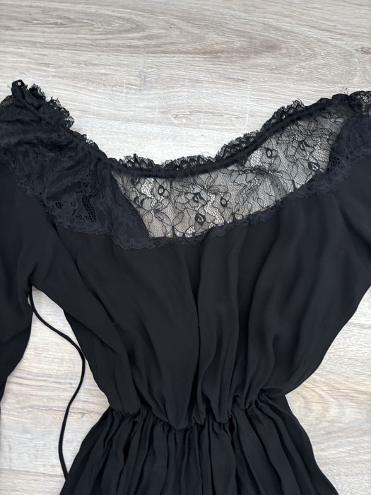 Zara рокля с дантела