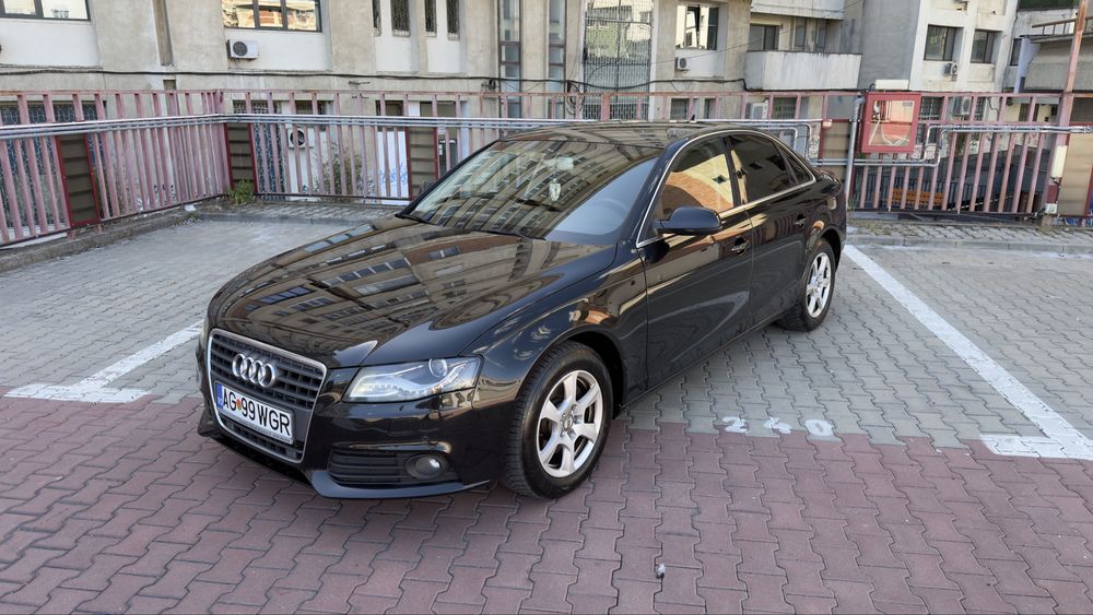 AUDI A4 2011