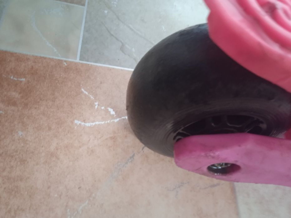 Продам самокат детский