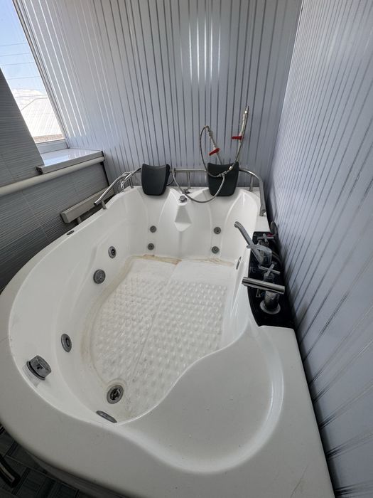 Продам джакузи ванну