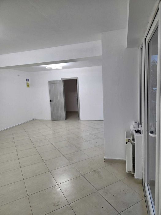 Inchiriere spatiu comercial Militari Residence  Str.Rezervelor