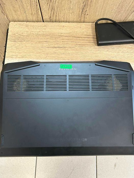 Лаптоп HP Pavilion 17 MD-17 GJRT