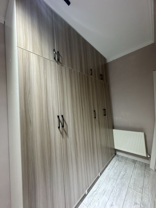 Продается  шкаф большой