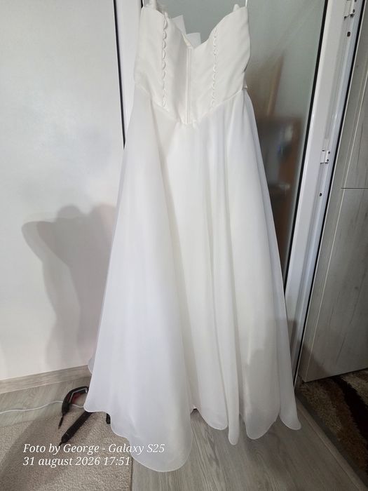 Rochie mireasa ca noua