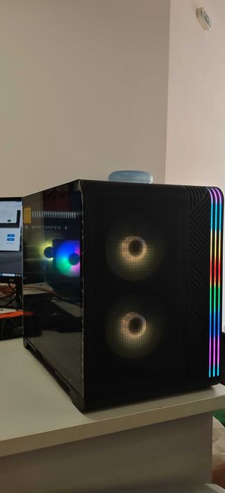 Продавам Добро Геймърско PC Ryzen 5 5500/32Gb/256GB SSD + 2TB HDD/RTX 2060 Super/Гаранция