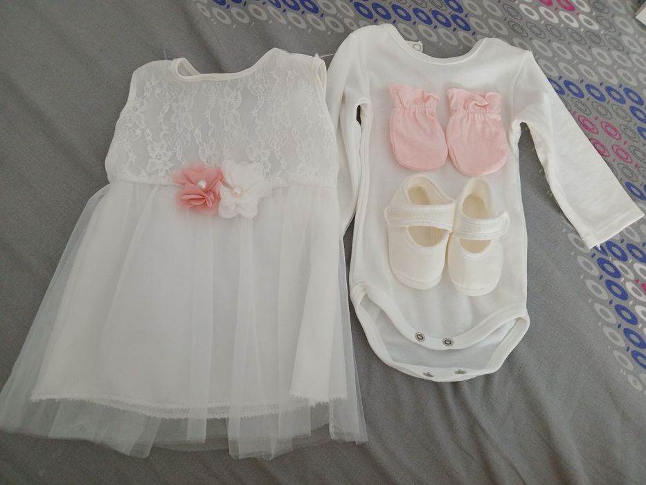 Комплект с рокля за новородено