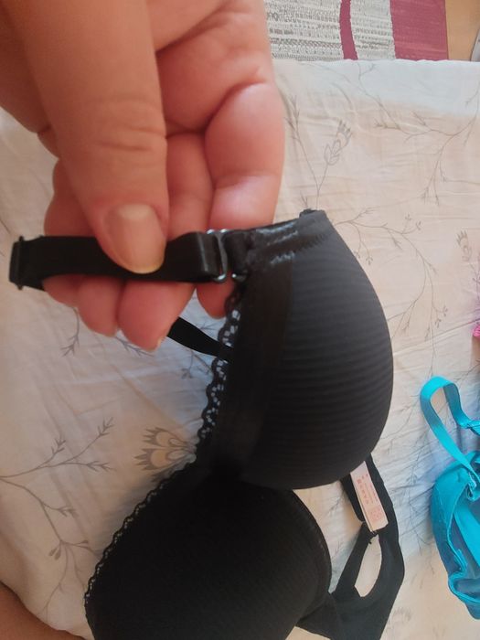 Sutiene cupa buretata si bretele detasabile