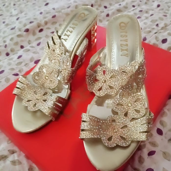 Yangi kelinchaklar uchun Tartaletka