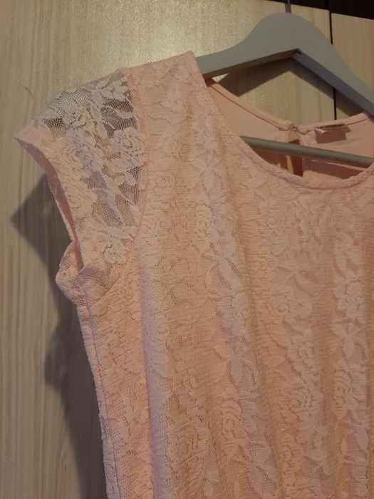 Дантелена рокля за момиче светлорозова