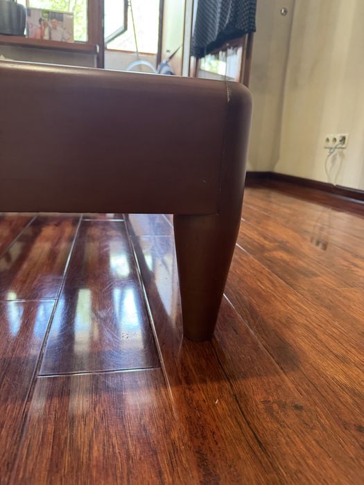 Продам кровать без матраса