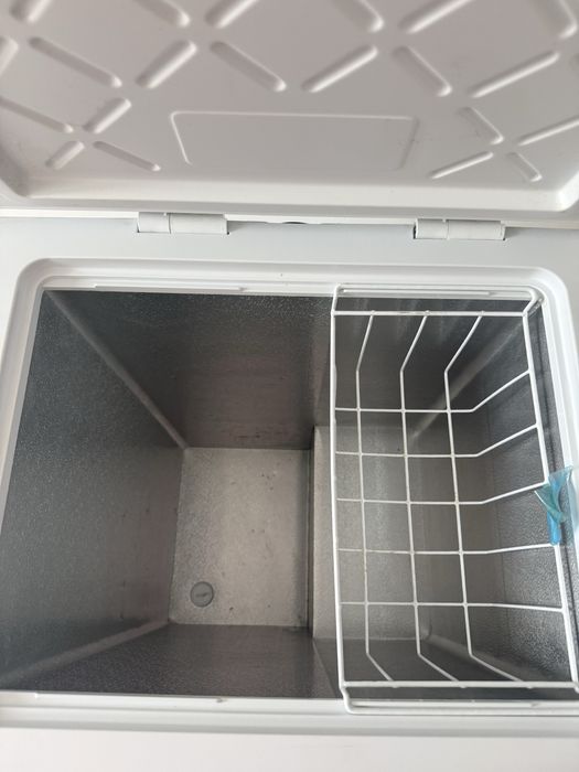 Продам морозильник