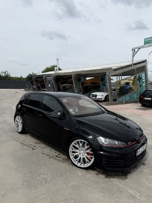 WV Golf VII GTI Performance Black
