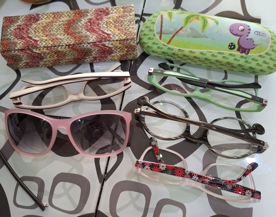 Продавам очила и рамки