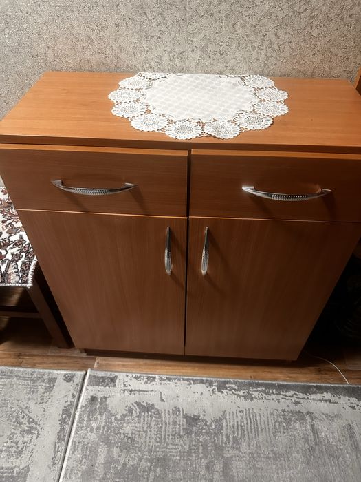 Продам комод.    .