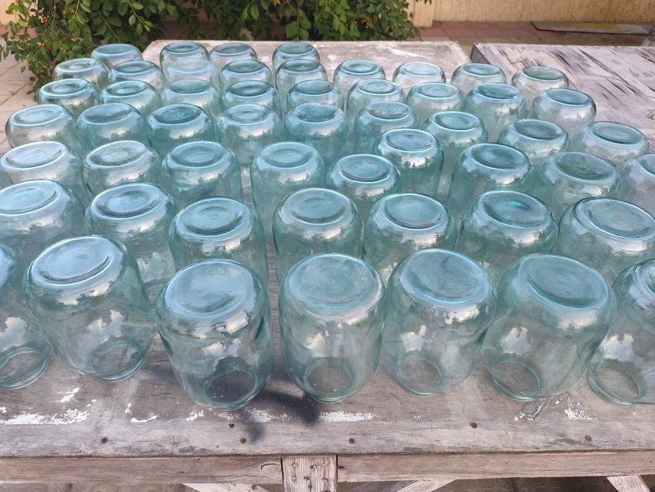 Продам банки 3 л