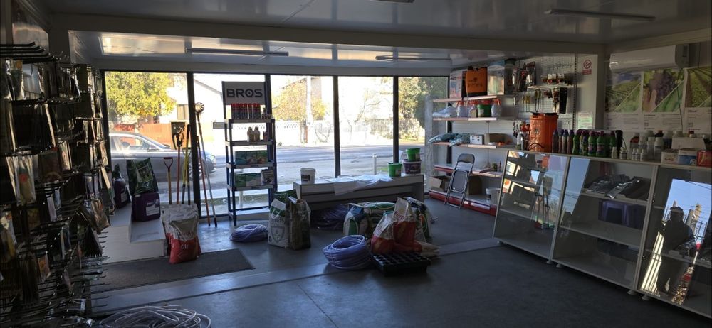 Container modular magazin