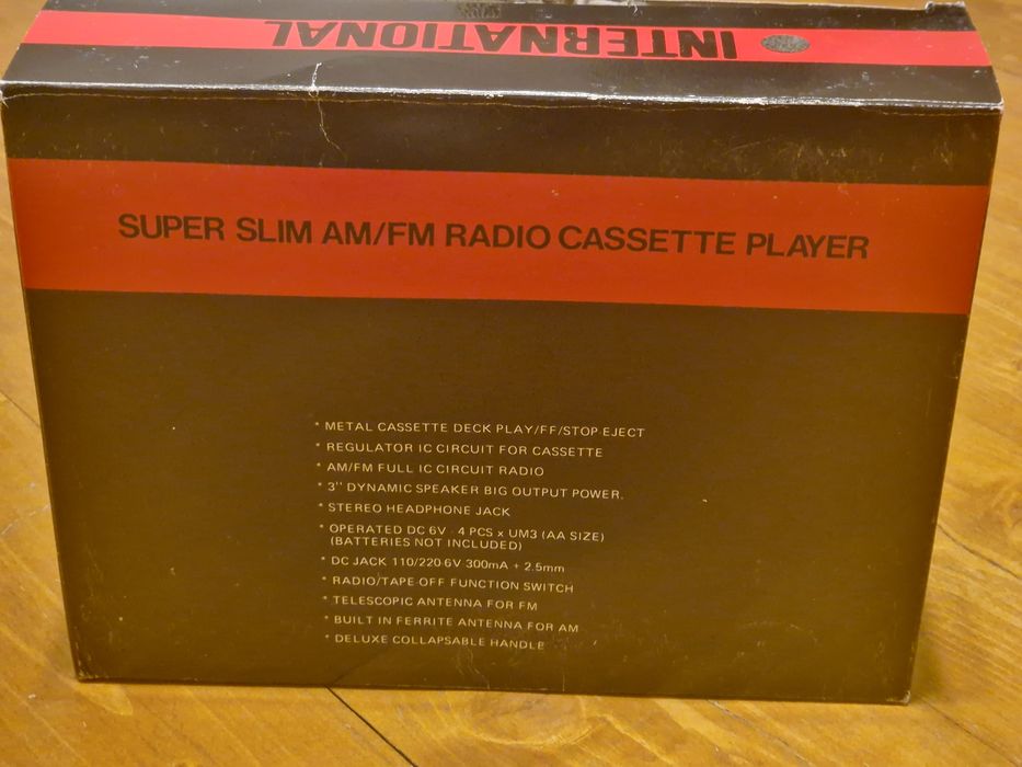 Radiocasetofon INTERNATIONAL FX 18 Super Slim