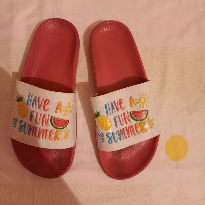 Продаётся детская обувь на девочку