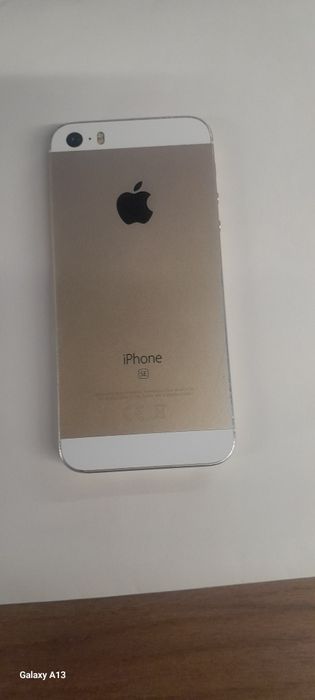 Iphone se 2016 золотистый
