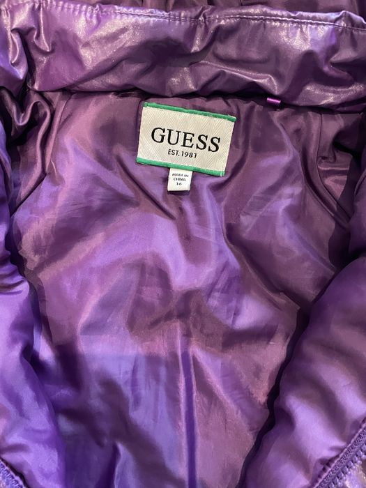 Яке guess лилаво