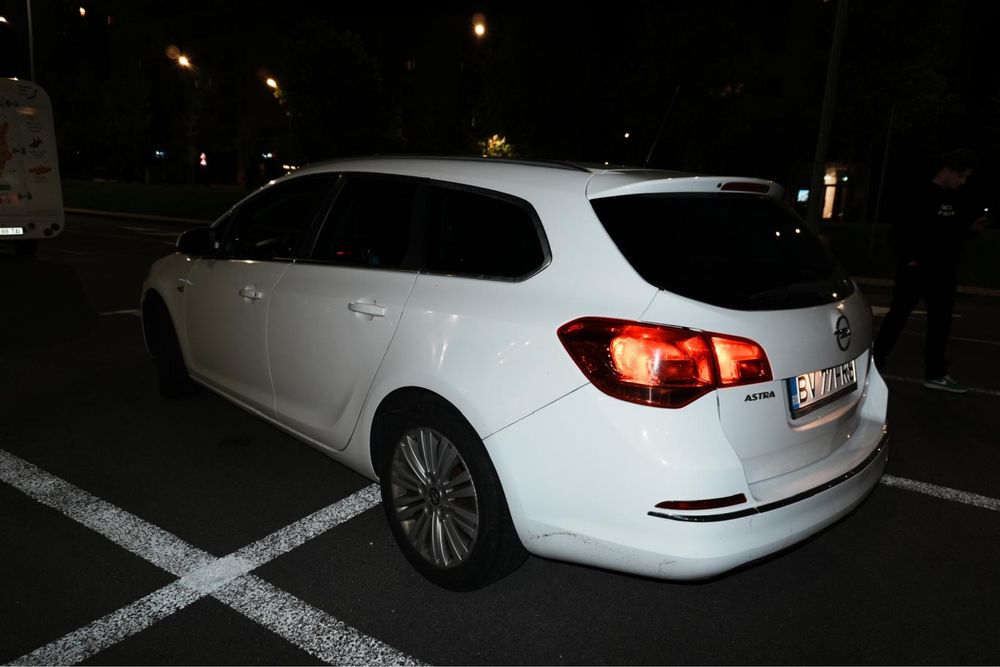 Opel astra J 2014