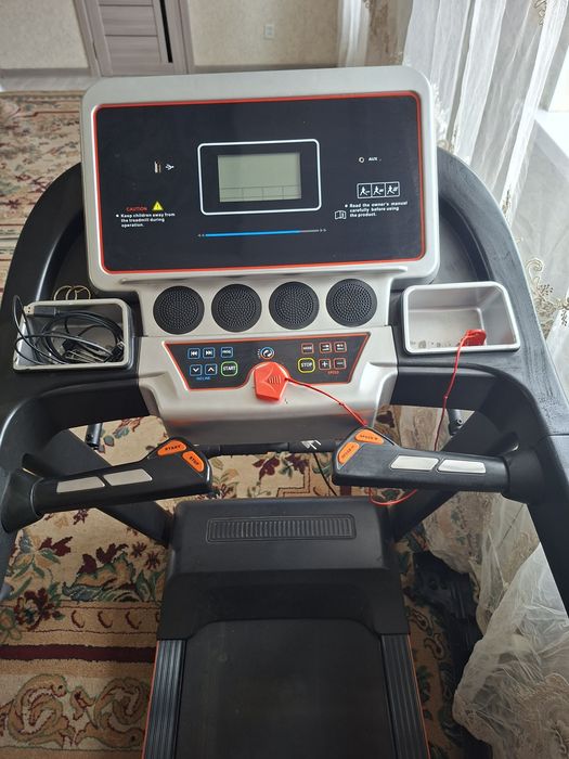 Продам беговую дорожку S900DS