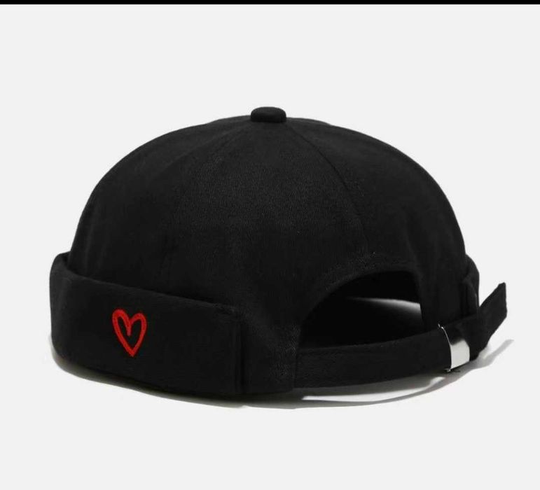 Продается кепка без козырька