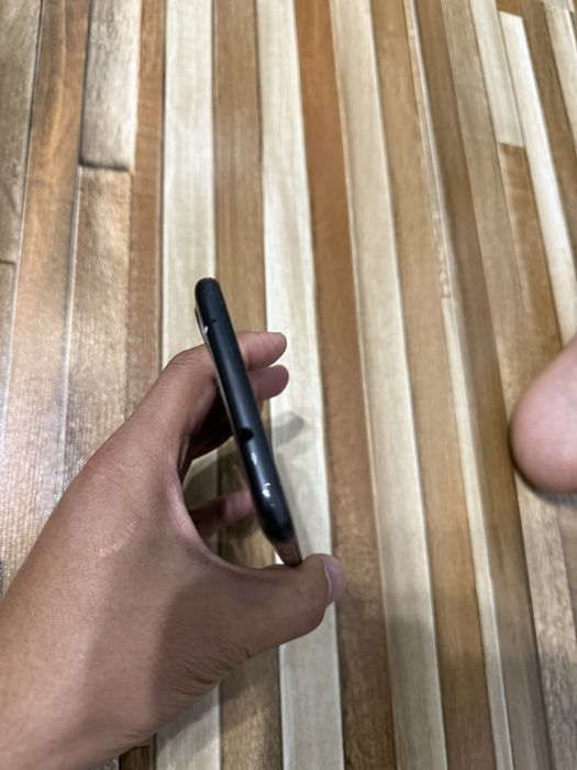 Samsung A11 holati yaxshi aybi yoq