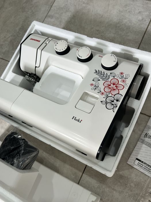 Швейная машина Новый