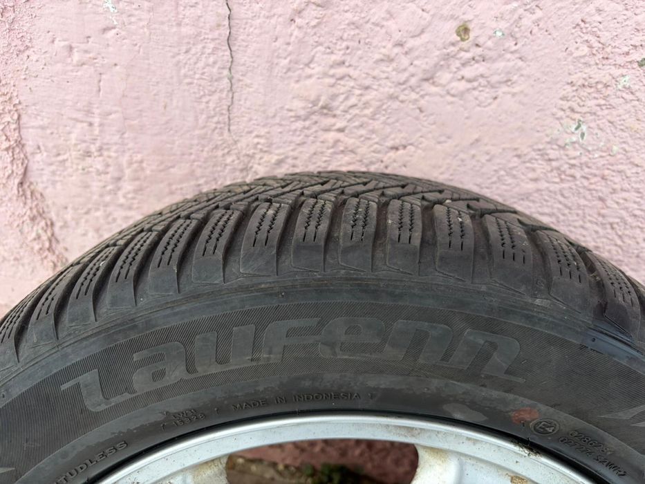 Amvelope  215/55R16